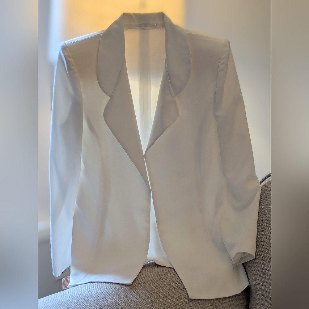 Chic Elegant Off-White/Cream  Women's Jacket/Blazer
